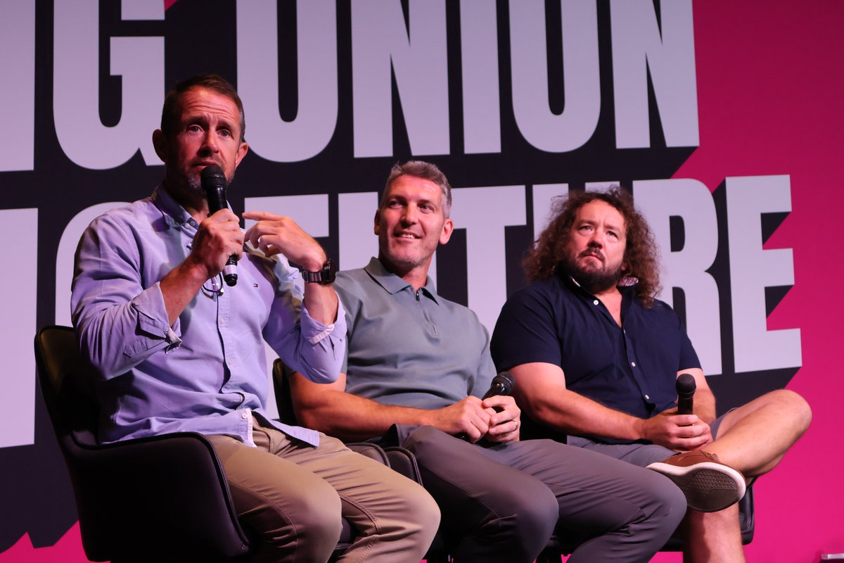 CommunityUnion's tweet photo. ๐ ๐ด๓ ง๓ ข๓ ท๓ ฌ๓ ณ๓ ฟ Our #StrongUnionStrongFuture Conference heard from Wales and British & Irish Lions legends Shane Williams, James Hook and Adam Jones today.
The trio talked through their illustrious careers, from their early years with @neathrfc and @ospreys to grand slam triumphs with Wales.
They also reflected on leadership and teamwork, and the values which have shaped them on and off the field.
Diolch/Thank you @ShaneWilliams11, James & Adam! ๐