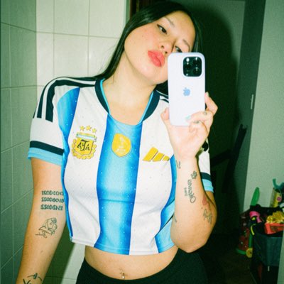 araceli_muoki's tweet photo. #NuevaFotoDePerfil https://t.co/EcWbqaV9j0
