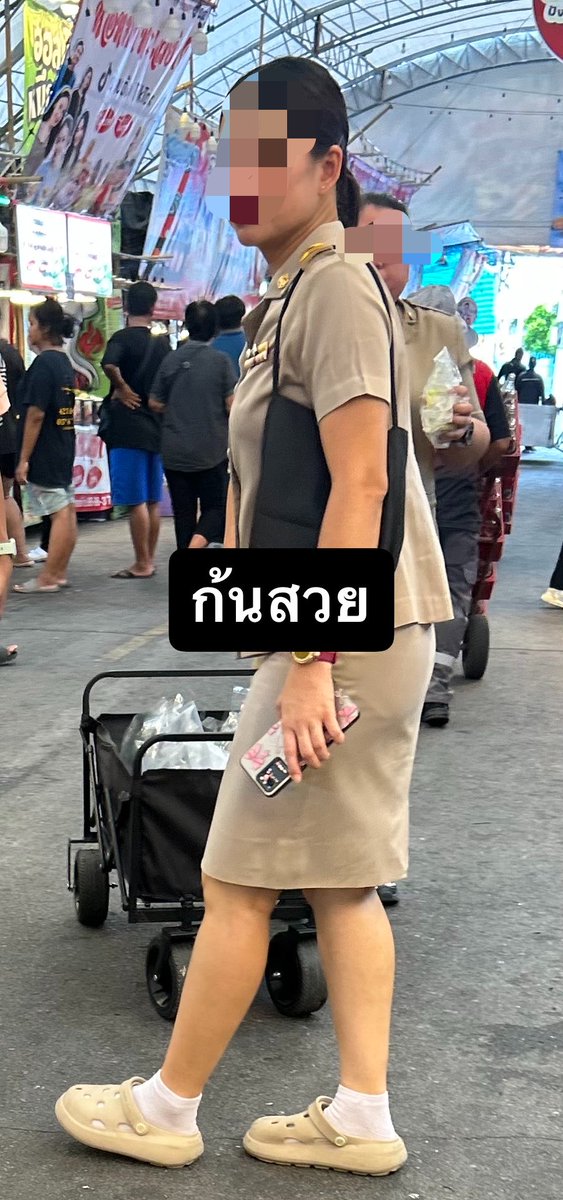 Sugy5cl's tweet photo. แนะ��ำครับ ห้ามชักโทรเรียกรถไม่ทัน

https://t.co/fbBdPGg0lZ

#แอบถ่าย https://t.co/9J81yi73Ux