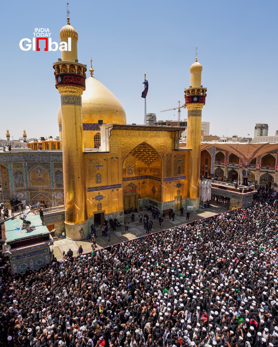 IndiaToday's tweet photo. Mourners gather in prayer during the funeral procession for the late Iranian Supreme Leader Ayatollah Ali Khamenei in Iraq.
#Iran #AyatollahKhamenei #Iraq #FuneralProcession #ITPhotoblog https://t.co/QV6jMbRzez
