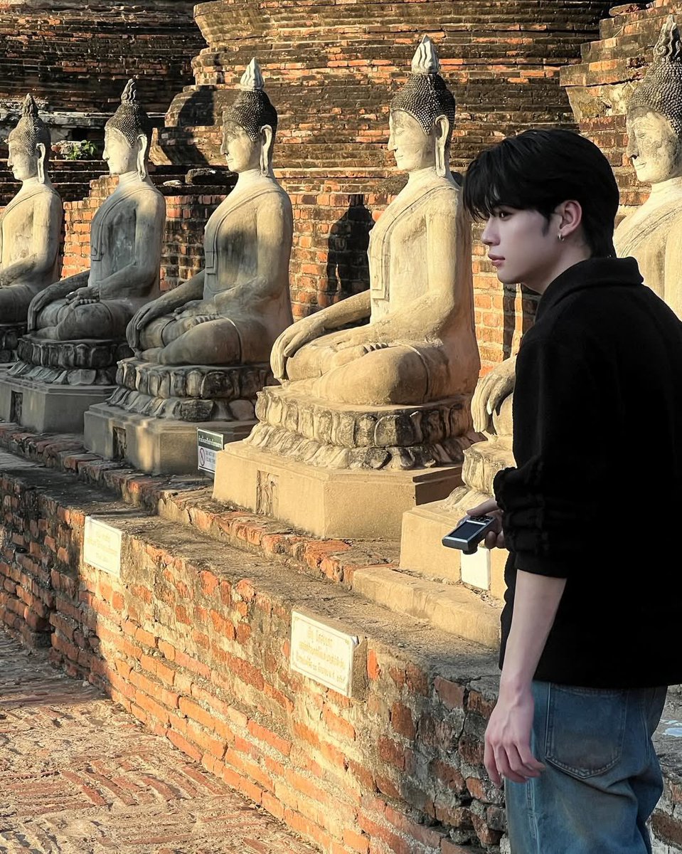 peachperpuff's tweet photo. เผลอเข้าใจอ๊อตโต้นะ พี่คนนี้เค้าหล่อจริง 😌😌😌 https://t.co/LjBJIh0Qhc
