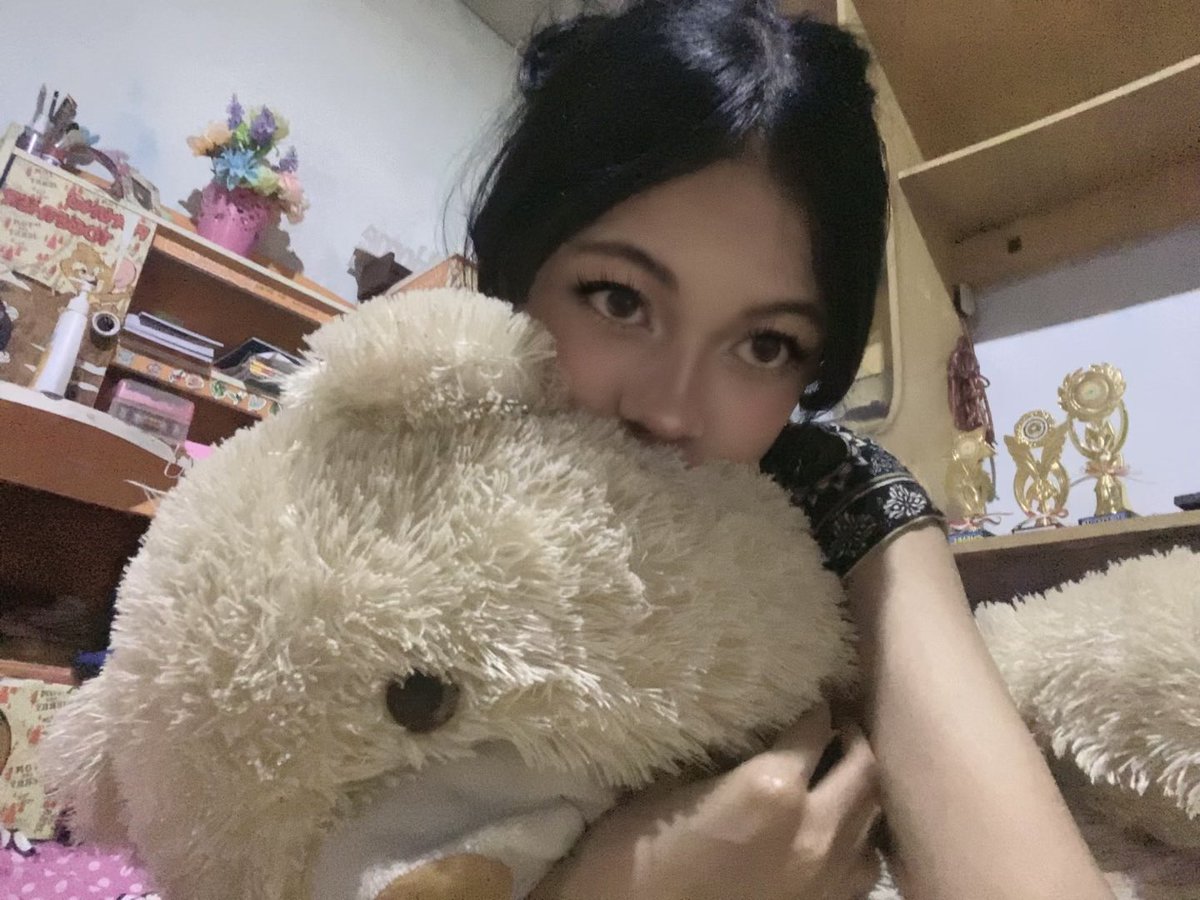 cacaqqcp's tweet photo. lama gk aktif krn ak syibuk https://t.co/b487HEM9U2