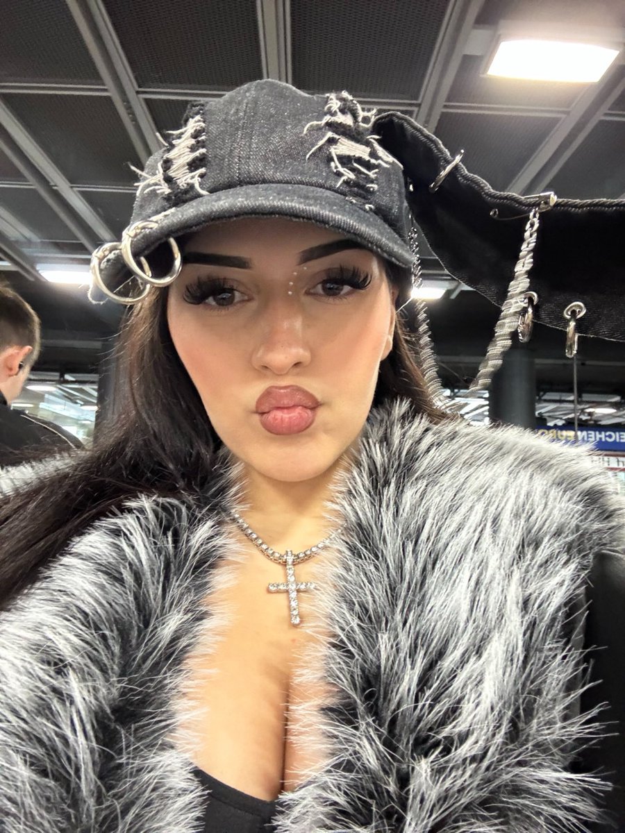 Raven tweet media