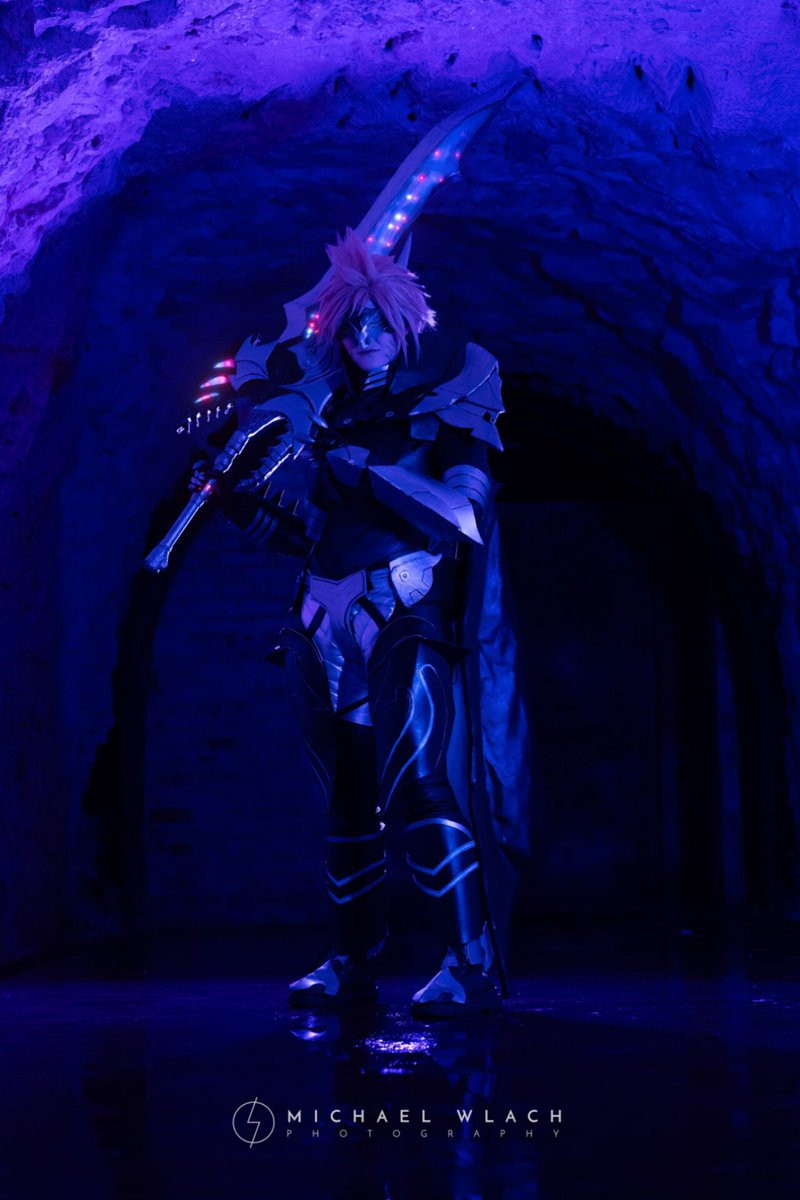 aequorinn's tweet photo. rip ff7 ever crisis 💔 I've had a lot of fun over the years 🥹 https://t.co/diFLVpkdFC