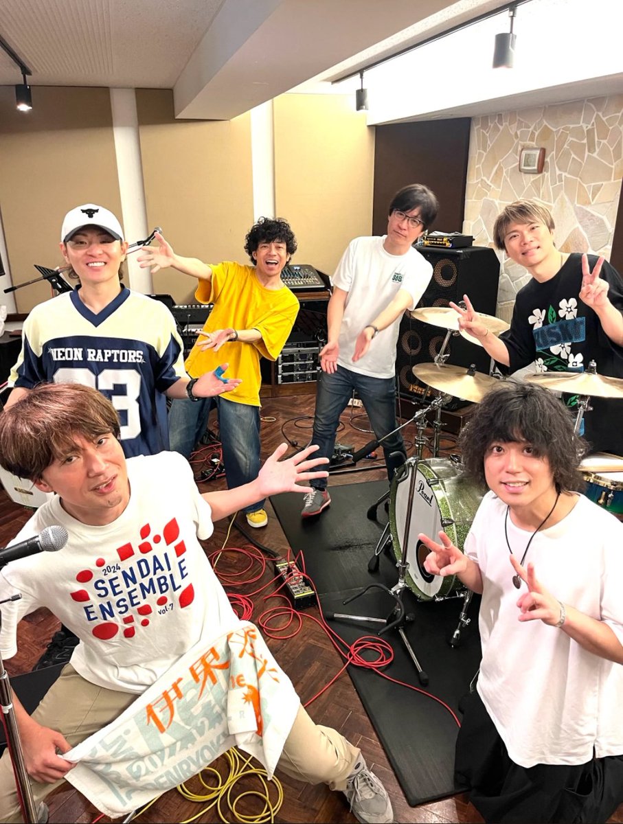 tomo__Rock's tweet photo. 宮城を拠点に全国で音楽活動を展開 する 伊東洋平 主催の野外フェス
『#SENDAIアンサンブル』
2026年 7/18(土) 7/19(日)
仙台 西公園にて2日間！
観覧無料😊

リハーサルでした！
三味線とRockの融合!?
これスゴイです、必見‼️
#伊東洋平
#浅野祥 @ASANOSHO
#伊東洋平BAND
音楽とグルメも楽しむ2days👍 https://t.co/QAIl8xkziX