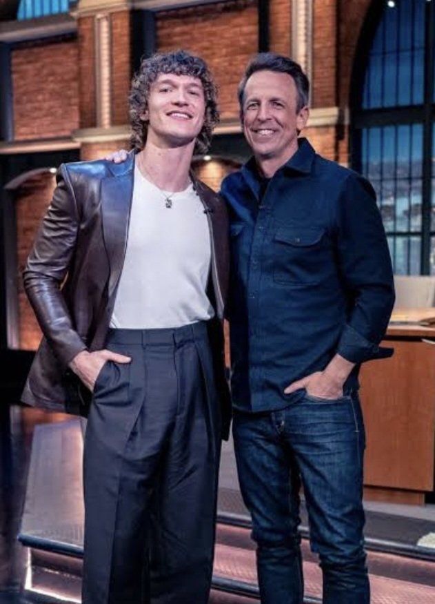 tvandthatsthat's tweet photo. And today more than ever, THANK YOU SETH! https://t.co/7T1Ox1PXS5