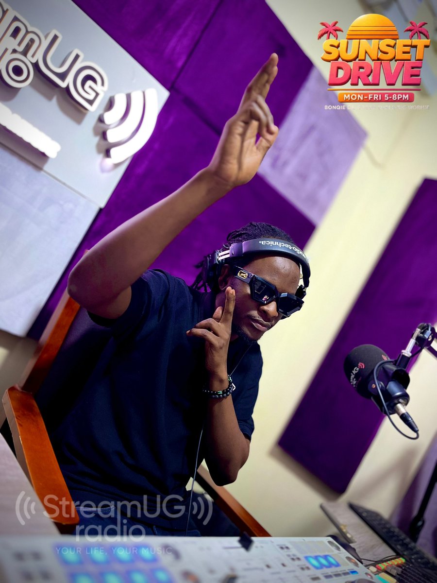 StreamUGRadio's tweet photo. 🔥 Golden skies. Good music. Great vibes. Your evening starts with Sunset Drive on StreamUG Radio!
    🎧  StreamUG Radio Live⁠ #Sunsetdrive #StreamUG @BonqieDj https://t.co/W4scXYjuWx