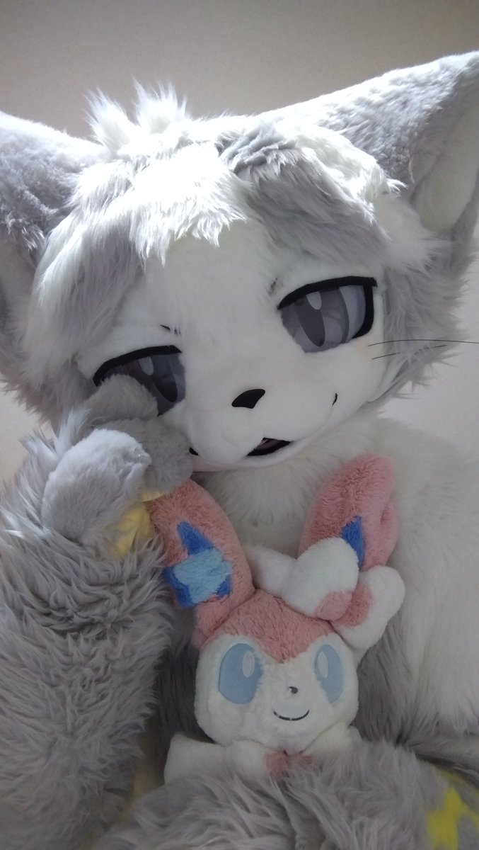 samarium_eve's tweet photo. 🜛(^っ  ̫ _^)ᐝﾑﾆｬﾑﾆｬ…
#FursuitFriday https://t.co/vhMSiYFBU0