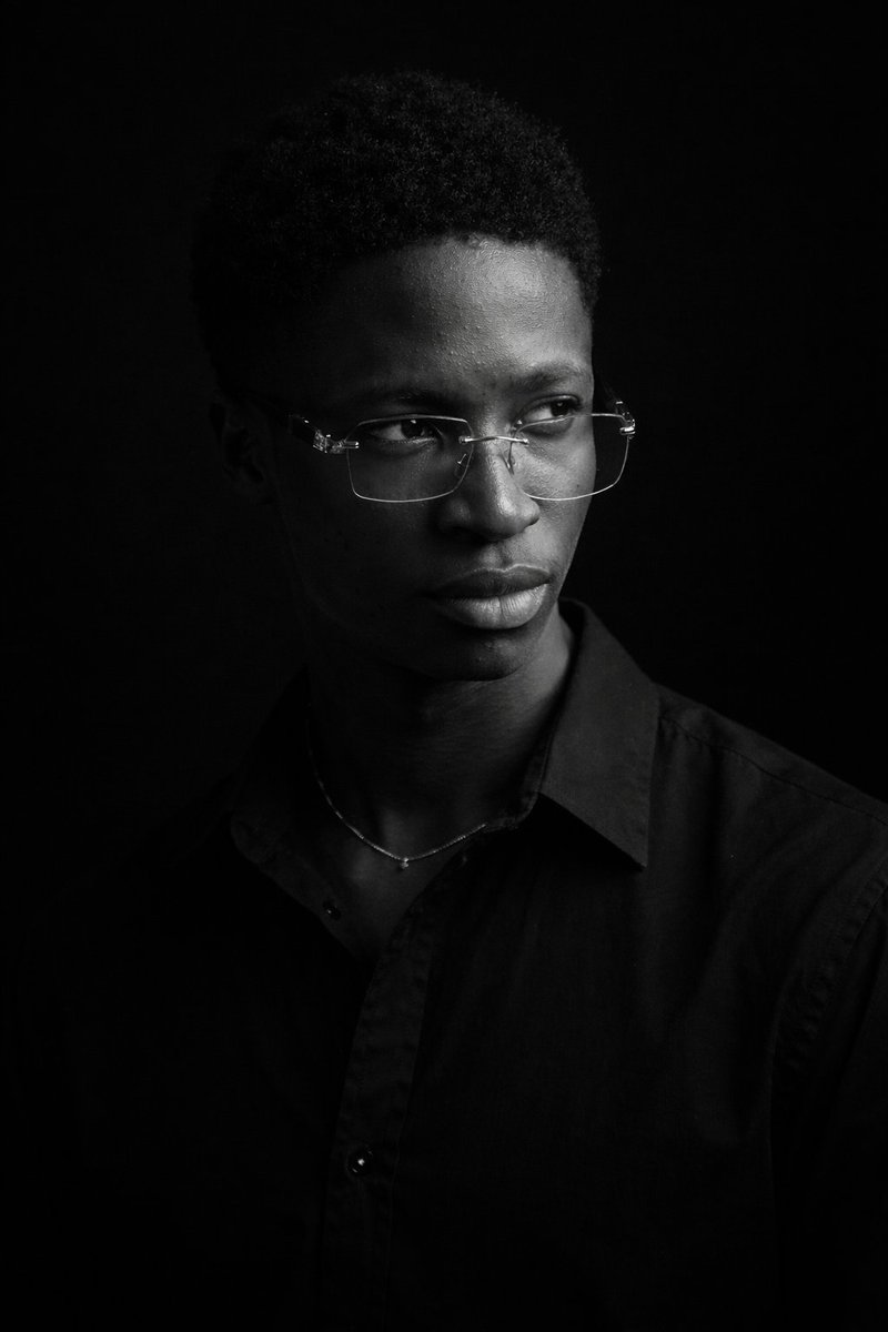 underrated_lx's tweet photo. If you're just coming across my profile,

I'm Samuel Ntekim, a Frontend Developer and Aspiring AI Engineer. I build clean, responsive, and high-performance web applications and AI-powered products.

Open to work, freelance projects, and collaborations. https://t.co/5igxwLEMmg