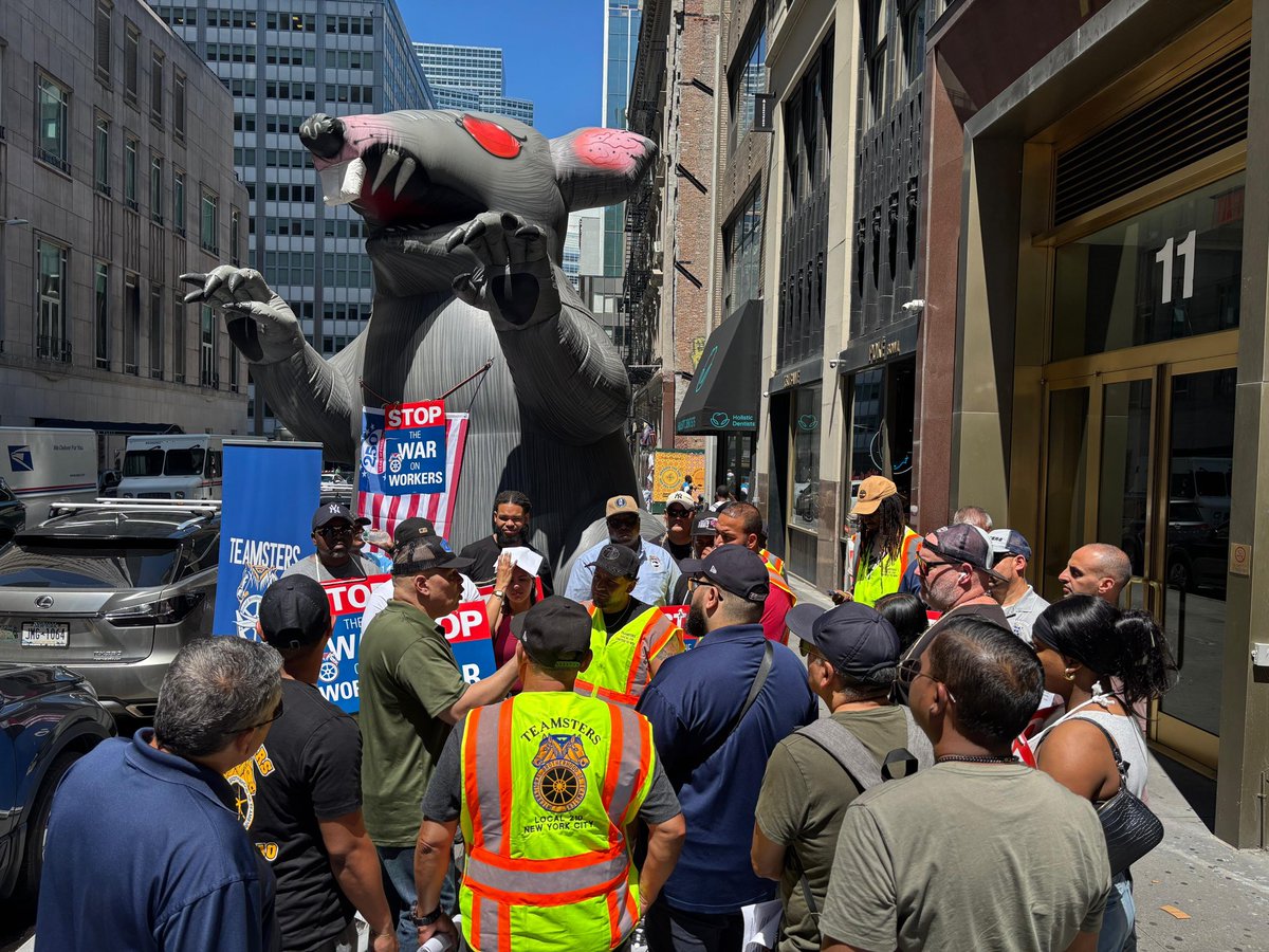 Local210IBT's tweet photo. Shame on NY Foundation for Senior Citizens! Teamsters demand justice! Stop the subcontracting and return Teamsters to work. #1u @NYCCouncil https://t.co/mzJjbyd4ur