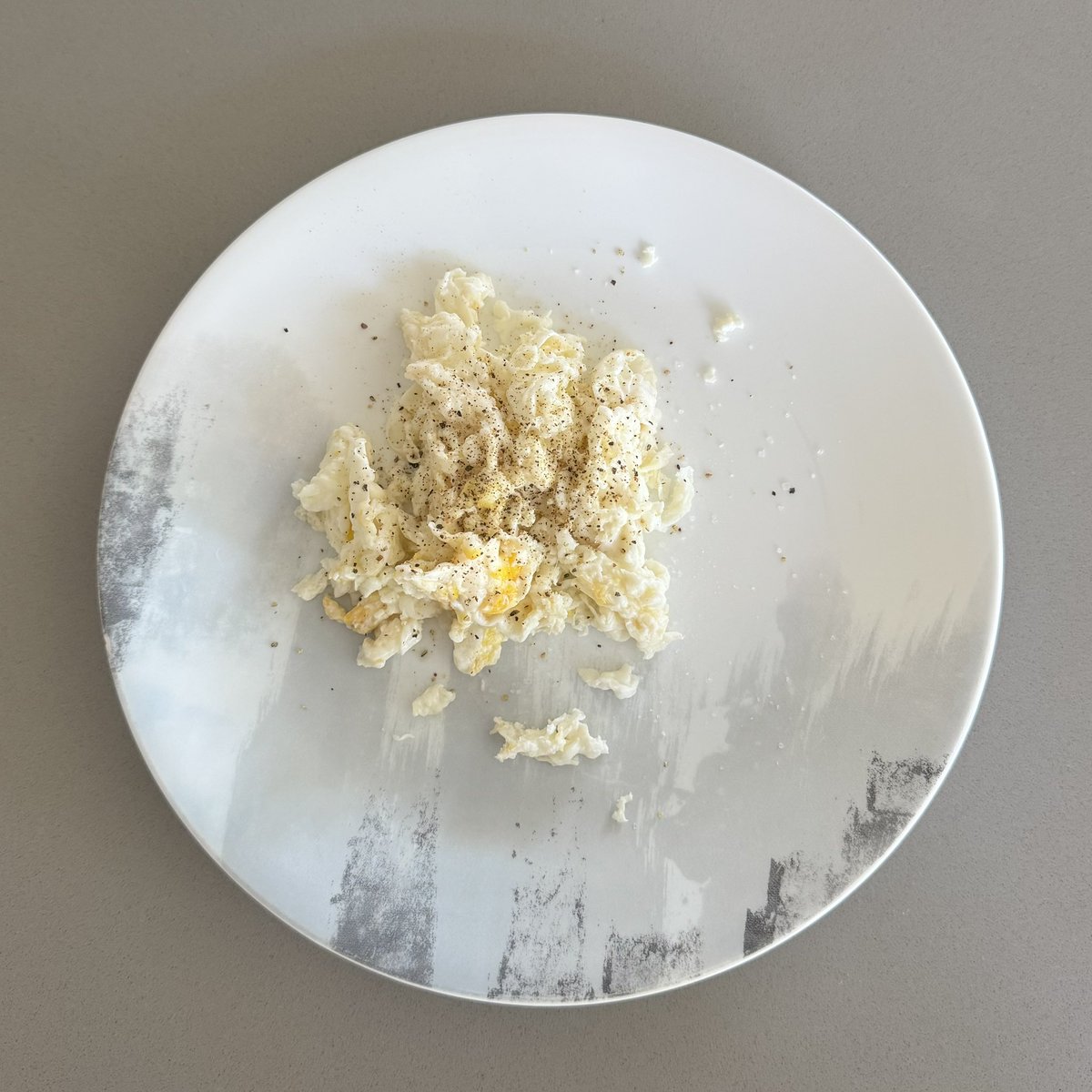 bablefable's tweet photo. breakfast! 34 calories https://t.co/sQAq6sf2We