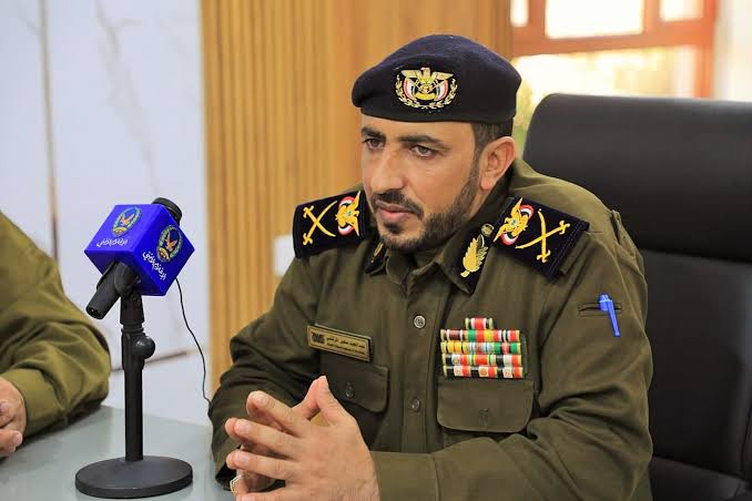Tariq__Salam's tweet photo. 🚨نائب وزير الداخلية اللواء المرتضى:
يأمر بتوقيف الفرد المشكو به من المواطنة "ليلى المقطري" وإحالته للتحقيق، ويشدد على إعلان النتيجة للرأي العام دون التهاون مع اي احد

فيما أعلن أمن الحديدة توقيف الفرد وإحالته للتحقيق، مؤكدًا أن نتيجة التحقيق ستعلن للرأي العام فور اكتمالها https://t.co/38mYDG8IWT