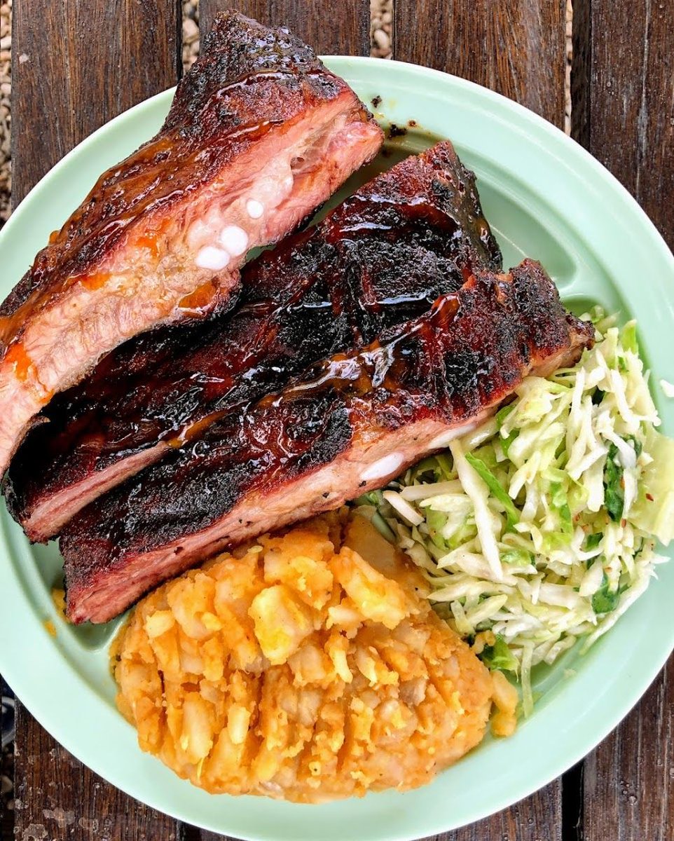 SaltLickBBQ's tweet photo. Don't get much better than pork ribs with slaw and potato salad. What's your favorite BBQ plate? https://t.co/iE34vUKcHM