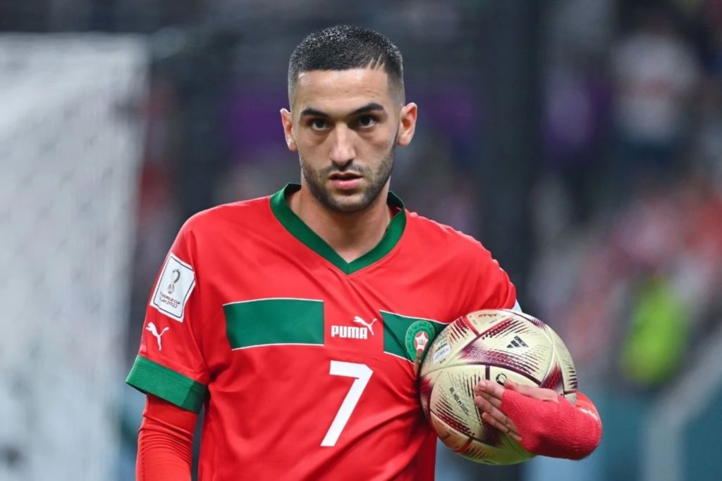 TheSaviour's tweet photo. 🇲🇦🇪🇬🇦🇷Morocco star Hakim Ziyech shares Hossam Hassan’s statement about yesterday’s rigged match on his Instagram Story. https://t.co/uBX0H03XLh