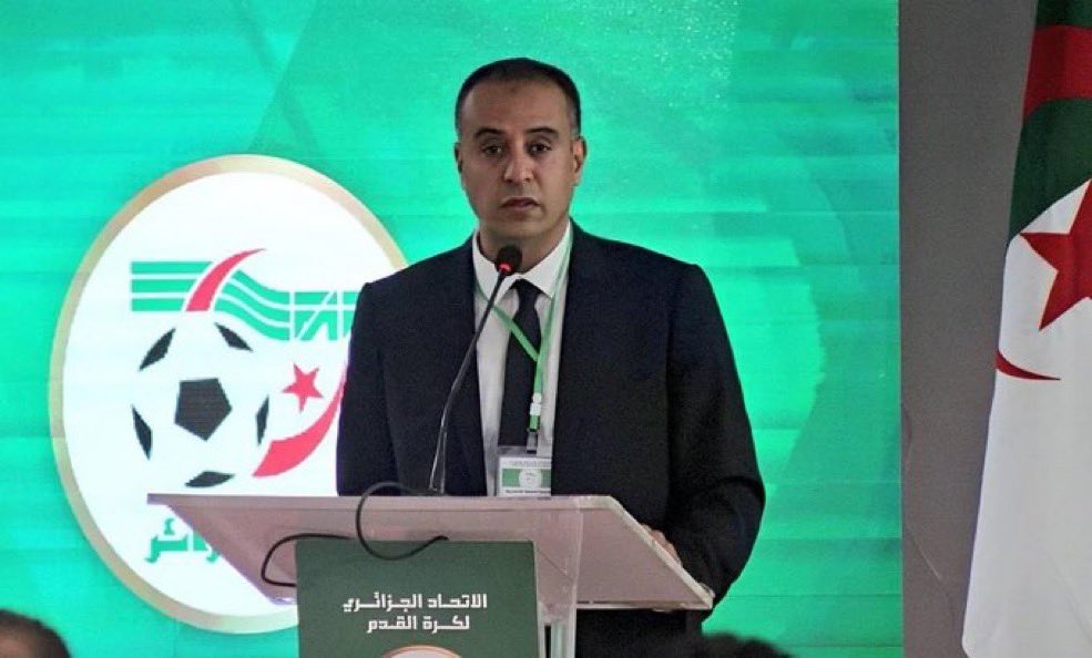 leRsansY's tweet photo. 🚨 OFFICIEL !

La FAF inaugure le mur dans lequel l’Algerie va tout droit ! https://t.co/m6SKT7rD9a