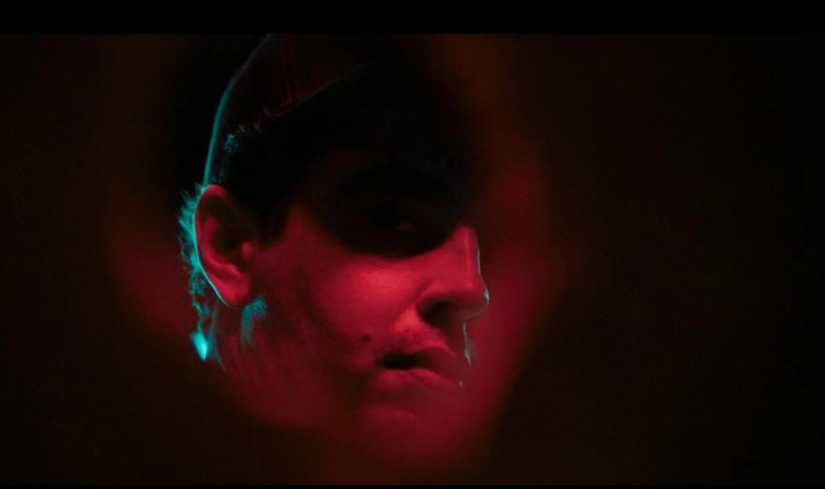 souvenirbec's tweet photo. there’s actually no justification for the abscence of industry emmy nominations and there hasn’t been for a long time now. the last two seasons have had *especially* killer performances and such incredible writing. i’m genuinely baffled that this show doesn’t get its flowers https://t.co/2pal9te3Qk