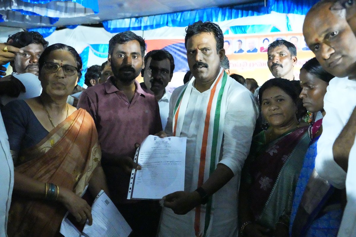 megmrmla's tweet photo. @INC_Ponguleti @Vakiti_srihari https://t.co/Ma2fvwcZgD