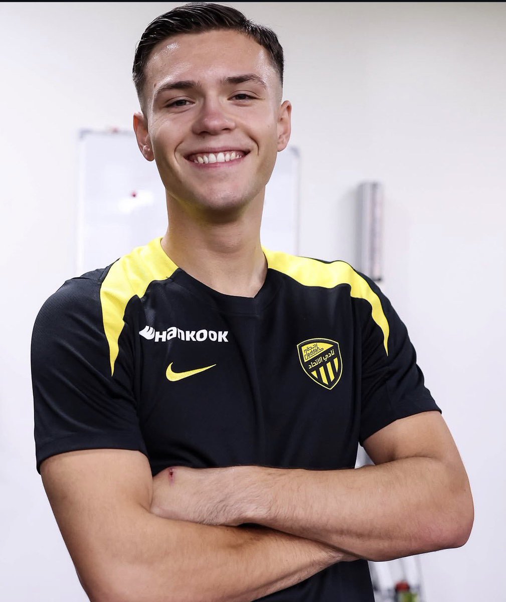 ITTI MANIA - اتي مانيا tweet media