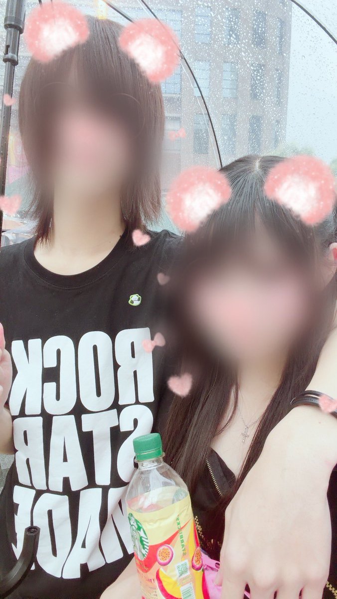 mokakintv's tweet photo. 彼女とライブ行ってきた https://t.co/a4vDi8Bm2Y