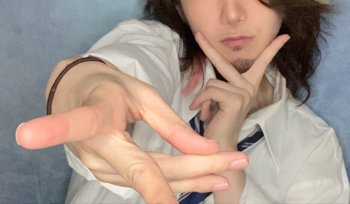 halu_MUMA's tweet photo. そういえば今月のイベント、褐色金メッシュギャルDKです https://t.co/gfK5jsAnDT