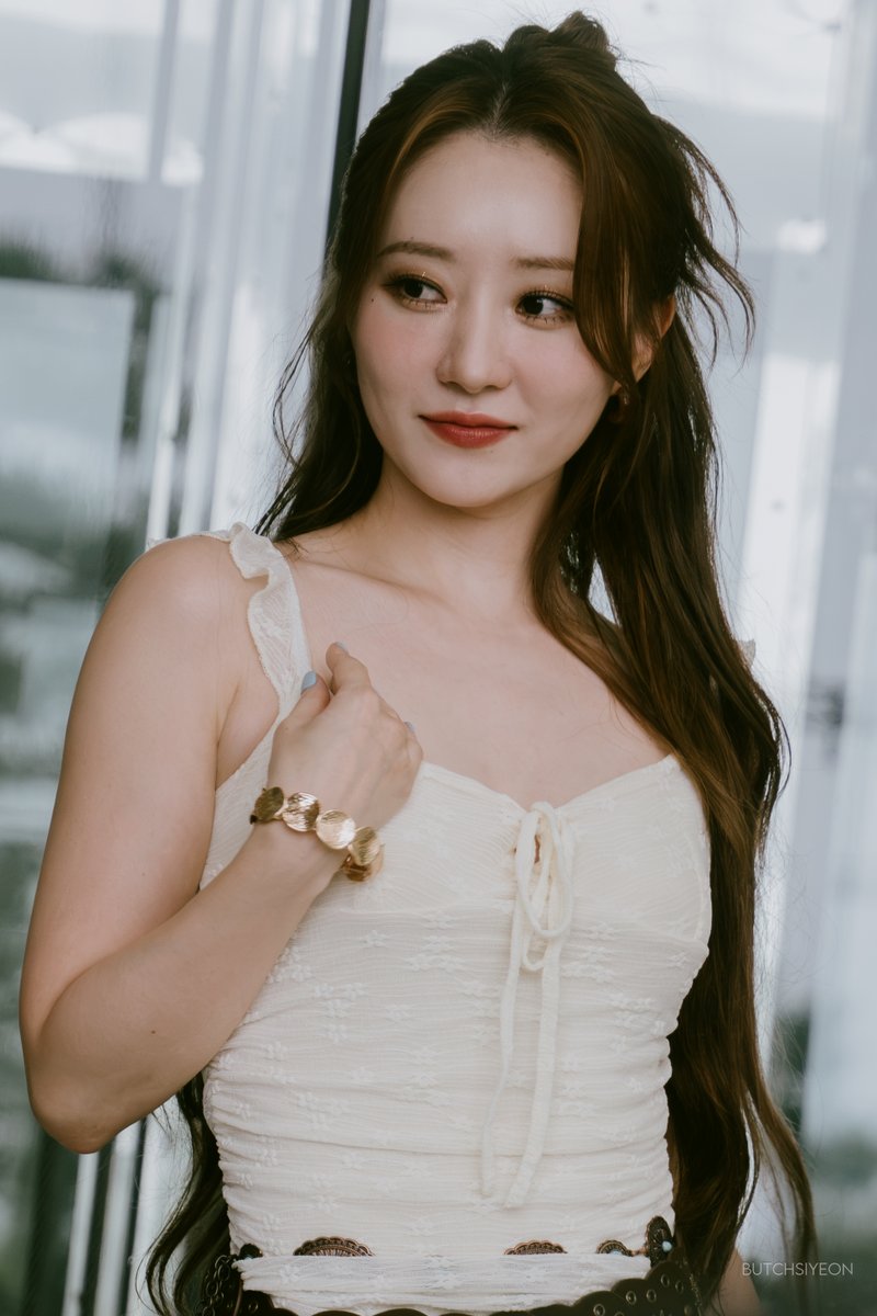 butchsiyeon's tweet photo. 260708

#SUA #수아 #UAU #DREAMCATCHER #유아유 #드림캐쳐 https://t.co/Aar6Ig2N9c