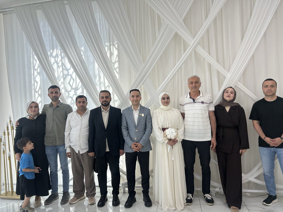 ismailkaraca121's tweet photo. Nikah akdimize katılarak bu özel günümüzü onurlandıran; önceki dönem İl Başkanımız Sn. Mehmet Hanefi Güler, Gençlik Kolları Başkanımız Enes Aslan, değerli Erkan abim  ve  kıymetli arkadaşım Kenan  S. Yüce’ye en kalbi duygularımla teşekkür ederim. Elhamdülillah. 🤲 https://t.co/sloQxuZJSd