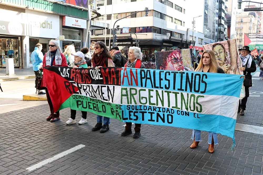 zahra10_fcb's tweet photo. 🇦🇷🇵🇸🤍 https://t.co/loeVHTTAVe