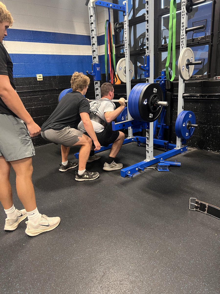 bluejayfootball's tweet photo. Squat Day https://t.co/TPPrISfIO9