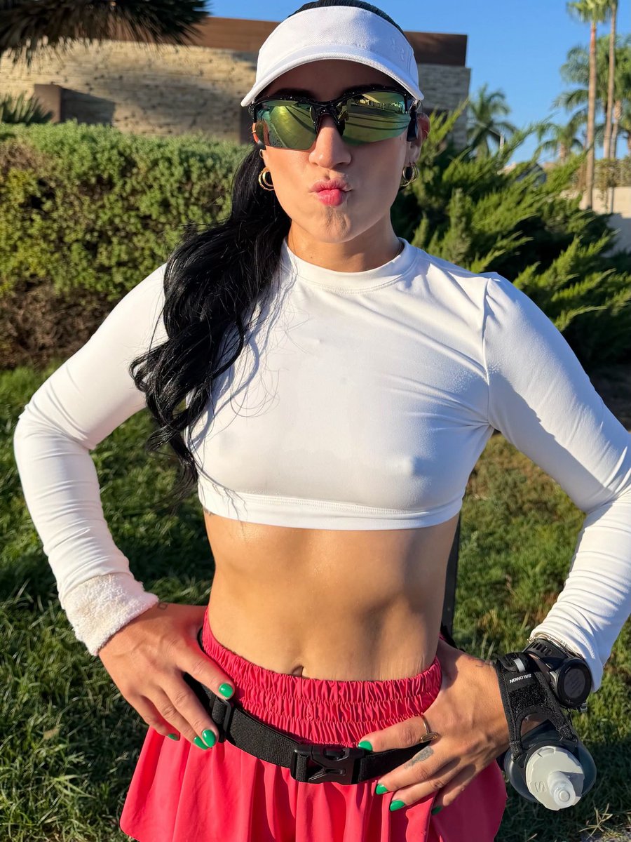 Babies_Torreon's tweet photo. Claudia Arias haciendole al running en #Torreon 🫪 https://t.co/Ms7ewehVBh
