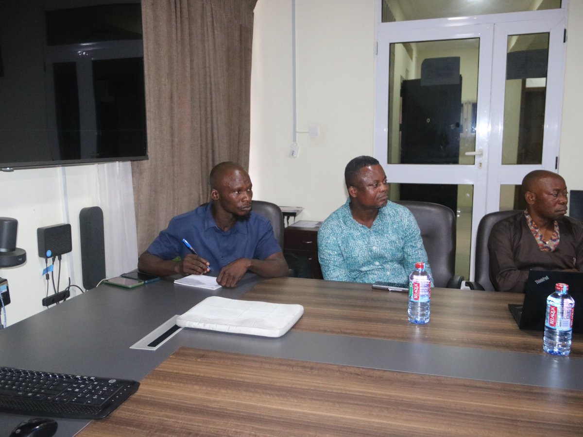 STARGhana's tweet photo. Partnerships is key to building a stronger &amp; more resilient cashew sector
@STARGhana hosted a productive meeting with @CashewWatchGhana &amp; the Tree Crops Development Authority (TCDA) to reflect on progress, discuss sector challenges, &amp; explore areas of collaboration
@Hewlett_Found https://t.co/AHsMySgfiu