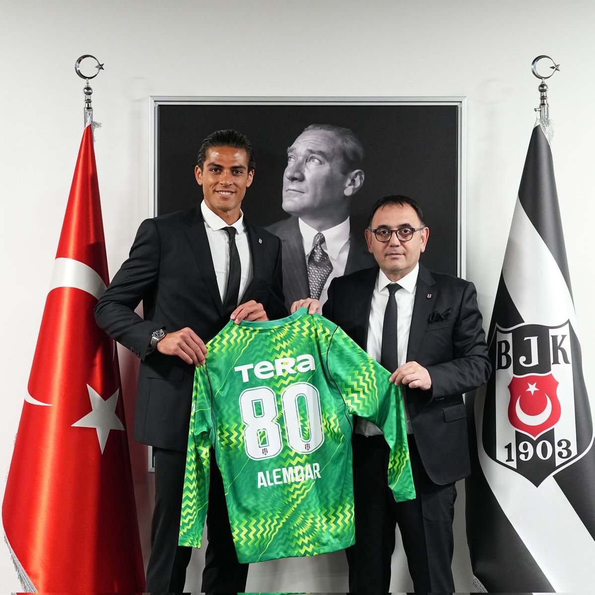 HaberKartali's tweet photo. Beşiktaş, Doğan Alemdar ile 4 yıllık sözleşme imzalandığını açıkladı. https://t.co/Cnp12XkesG