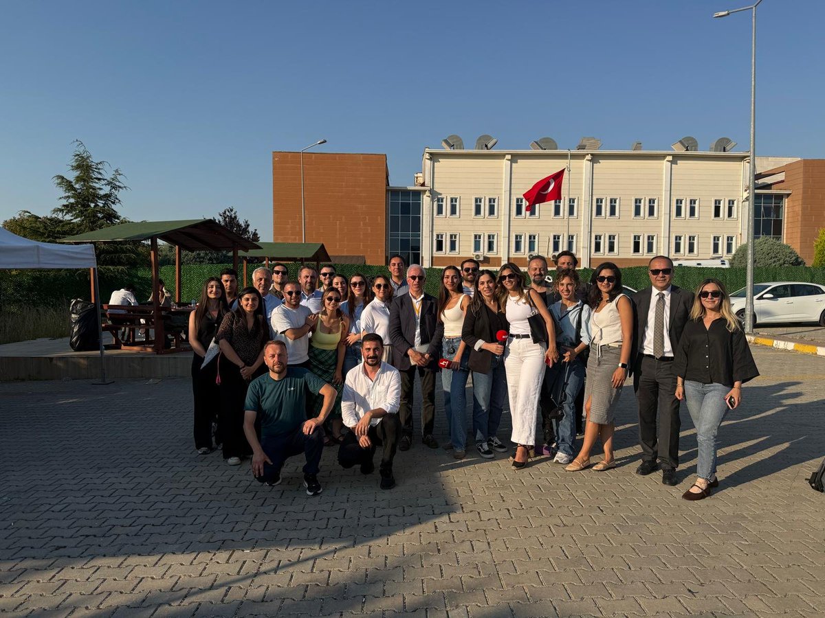kayhanayhann's tweet photo. Silivri'de 4 ay süren ilk celse bitti.

Hepsi birbirinden değerli meslektaşlarımla son gün hatırası.

📍08.07.2026 / Silivri https://t.co/Hs1iGlLZur