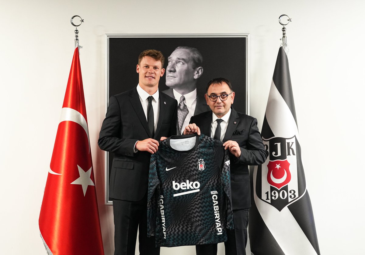 Besiktas's tweet photo. Resmi Açıklama | Alexander Nübel

🔗 https://t.co/mvU3v0RpFf https://t.co/Bx18dx0mlE