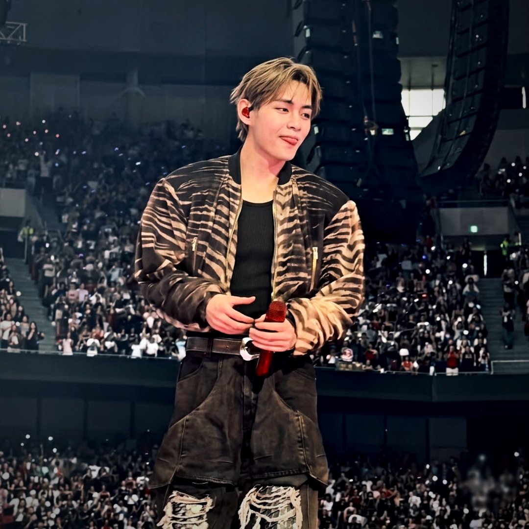 taegierv's tweet photo. so attractive https://t.co/0DnLsXDKGh
