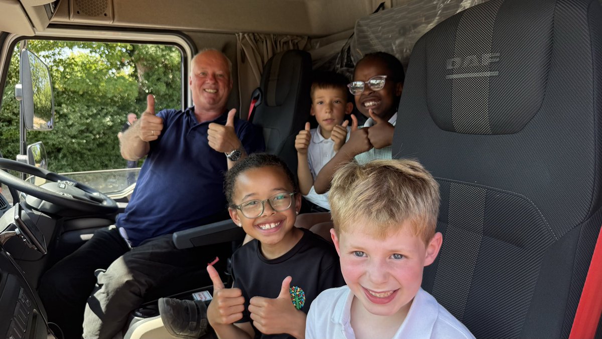 HinckleyParks's tweet photo. A big thank you to @cevalogistics for visiting Year 3 and teaching us all about being safe around trucks. We really enjoyed our workshops! https://t.co/ru77R062Fg