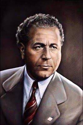 Sandrellamerhj's tweet photo. "إنّنا نتألّم ولكنّنا لا نُذَلّ ولا ننسحق" #أنطون_سعادة https://t.co/L6U2znWEbu