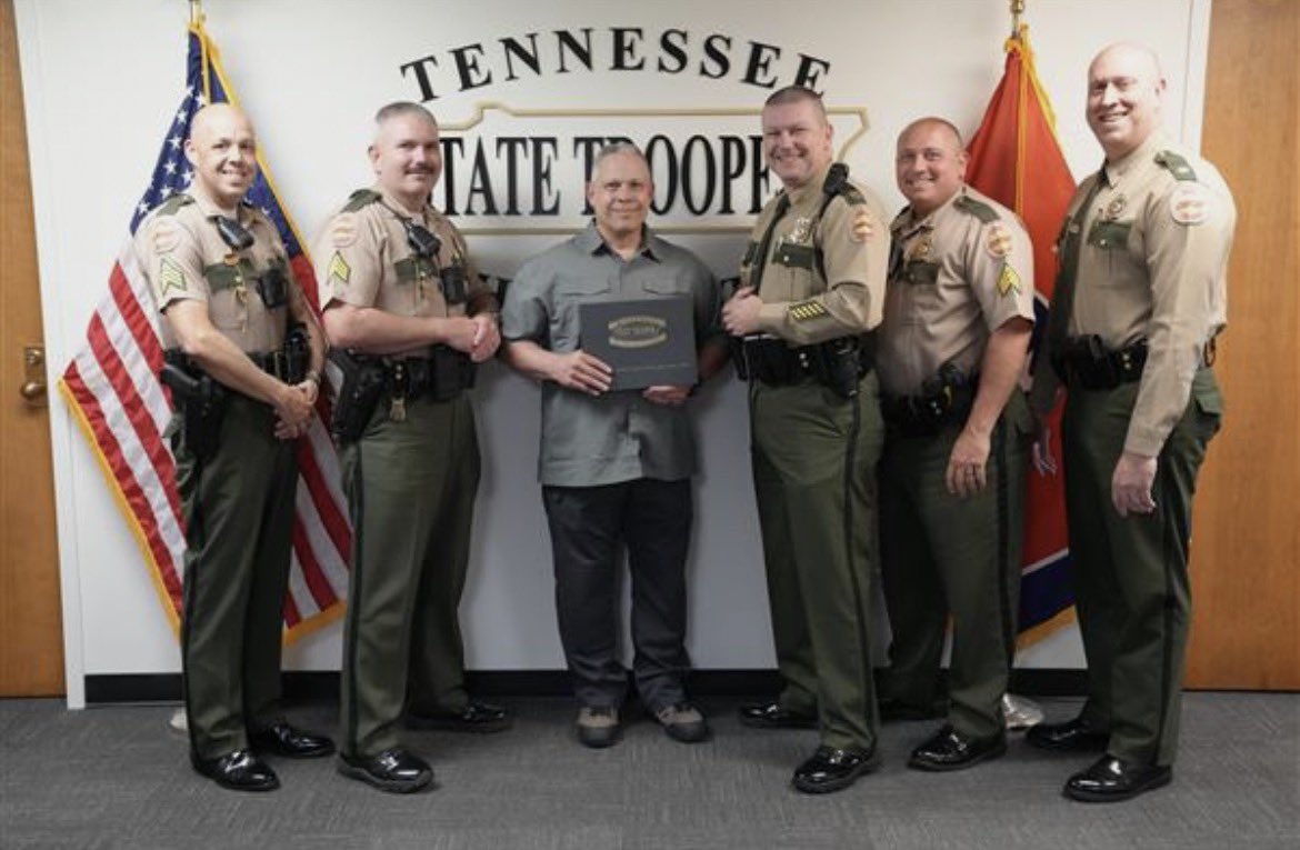 TNHighwayPatrol's tweet photo. After 25 years of service with the Tennessee Highway Patrol Trooper William Bennett has retired. Thank you for your dedicated service to the great state of Tennessee. Congratulations, and we wish you all the best in your retirement. https://t.co/6cjovRPy7c