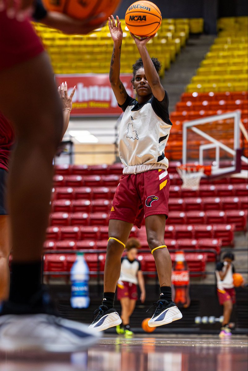 ULMwbb tweet picture