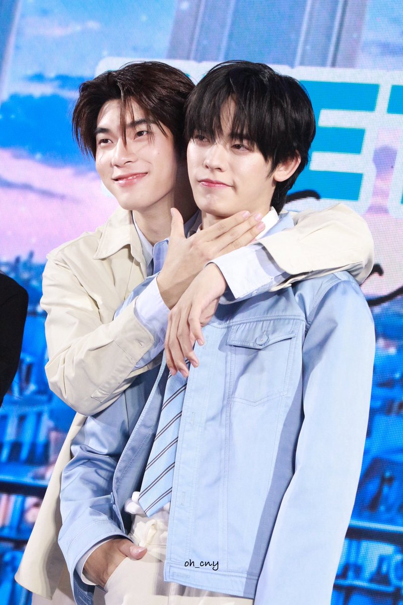 Aynanahche's tweet photo. 🐶🐻‍❄️🤍🩵.

ACNOLAB BENEFIT X TEETEEPOR

#teeteepor
 #twnpich #porsuppakarn
@twnpich @porsuppakarn 
#AcnolabXTTP https://t.co/UBg3Xk7rG9