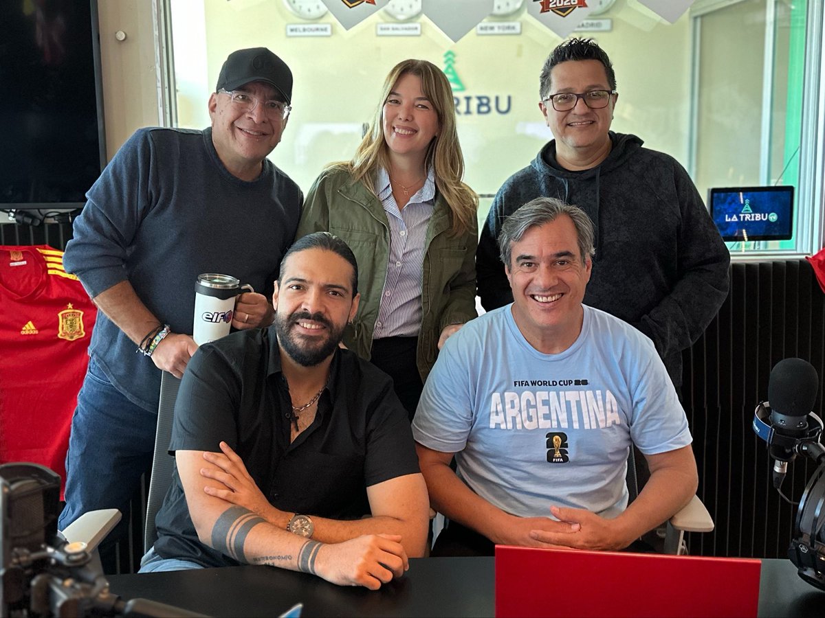 SomosLaTribuFM's tweet photo. Tuvimos un gran debate deportivo con los periodistas y comentaristas deportivos Jerry Quijada (@JerryQuijadaTv) y Gustavo Flores (@Gusflores21). ⚽️

Encuentra la entrevista completa en nuestros podcasts. 
Spotify https://t.co/L45YKXCUjY 
SoundCloud https://t.co/9kcRWCfhtY 
Apple Podcasts https://t.co/EbHLoz3htQ 
YouTube https://t.co/oUszlTUOGZ 
Facebook https://t.co/tSTYl3gXtt
