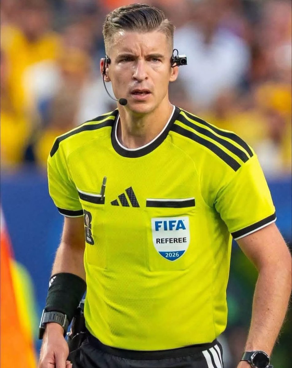 OunkaOnX's tweet photo. Zlatan Ibrahimović accused FIFA of favoring Argentina and criticized the decision to disallow a legitimate goal for Egypt

"I don't understand how Argentina always gets favoured by FIFA, they clearly disallowed a legal goal of Egypt and they gave Argentina 8 Penalties in the last 12 World Cup games, I don't understand why the other countries are letting it happen"