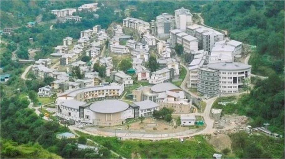 himachalkesari's tweet photo. अब भूस्खलन से पहले मिलेगी सटीक चेतावनी, IIT मंडी ने लैंडस्लाइड अर्ली वार्निंग सिस्टम किया विकसित
https://t.co/M6sEop3Hfu
#Himachal #Mandi #IIT https://t.co/ZWClu5NsZN