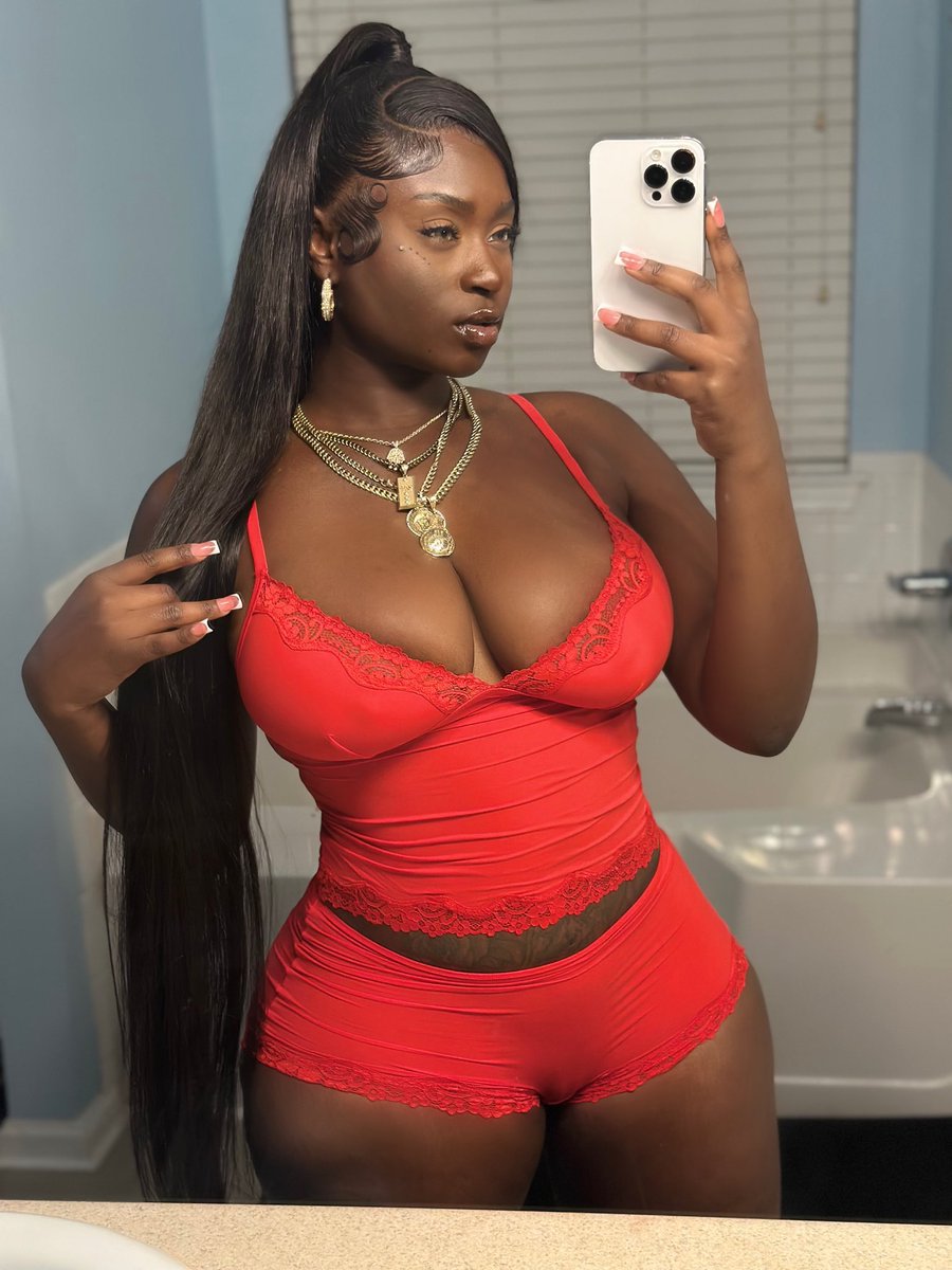 Caramel_Mochaxx's tweet photo. i'm tryna catch this vibe who gon be down? #dallas #dtxfreakz #dfwmeetups #dallasfreaks #downtowndallas #dallaslinkup #southdallas #garland #freak #sex #dallastx #tx #slut #dick #bigdick #dtx https://t.co/pZNGKk1mCs
