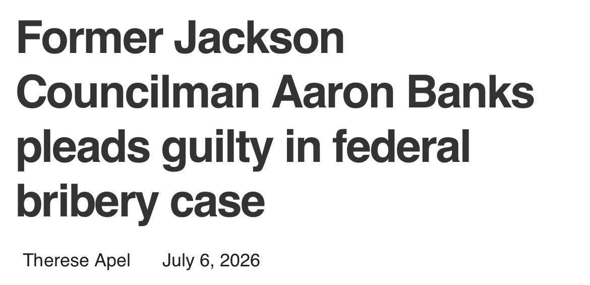 davenewworld_2's tweet photo. A district attorney in Mississippi has resigned and pleaded guilty in a bribery case where he was soliciting at least $115,000 in bribes, and helping facilitate $80,000 to co-conspirators, which included the mayor of Jackson.

Hinds County District Attorney Jody Owens held his position for 6.5 years. He got busted in an FBI sting where agents posed as real-estate developers seeking help with a proposed development.

So in other words, for well over half a decade in the most populated city and county in Mississippi, the Jackson mayor's office, AND the office that was deciding whether poor people end up in jail or not, were in the hands of criminals taking bribes for land development.

Following Owens' lead, former Jackson Mayor Chokwe Antar Lumumba and former City Council President Aaron Banks both changed their pleas and pleaded guilty to conspiracy.