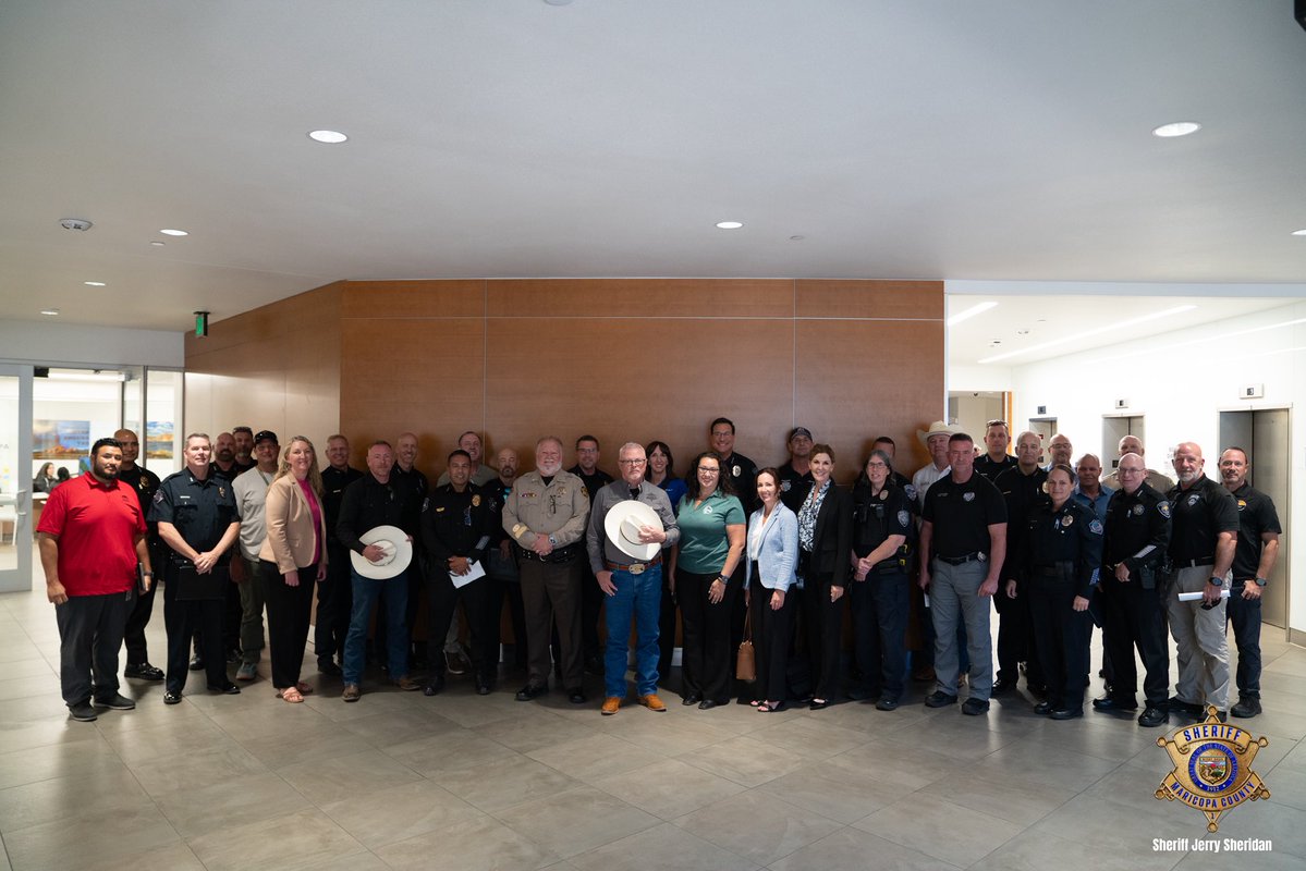 MCSOAZ's tweet photo. With the upcoming elections approaching, Sheriff Jerry Sheridan met with county leaders and valley law enforcement officials to discuss public safety and election security.

Sheriff Sheridan remains committed to protecting every citizen's right to vote and have their voice heard. https://t.co/i1pmwqClLO