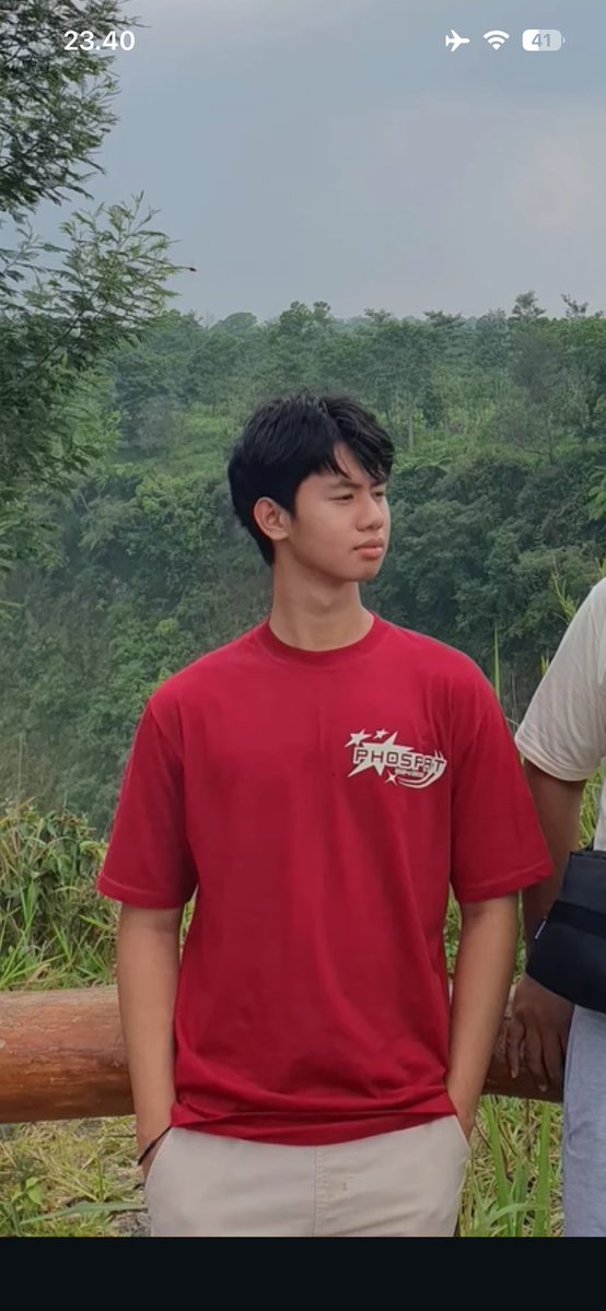 partofzii's tweet photo. guyss rambut tu sengaruh itu ya 😭😭 pas liat Kafka versi ga cepak CHARMING BGT WOYYY PANGLING BGTT😭✨✨😫 https://t.co/RaZKpXGZrT