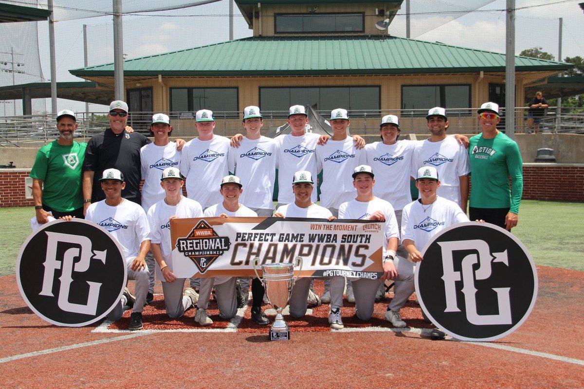 FabianLee09's tweet photo. I’m glad i got to showcase what i can do on the mound in our championship game this past weekend at the premier baseball complex in tomball! @MK51Baseball @lillardmatthew1 @Loudermilk_ @Schrader_23 @CoachCone32 @CoachShaqT @2Desoto @DillonFlores_ @TShelt26 @TheOriginalCT @CoachSturg24 @DylanCooper58 @190CatcherTD @CoachBarney3 @daverinehart45