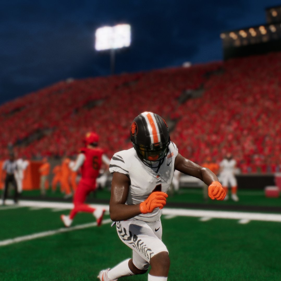davidlewisedits's tweet photo. ECU in CFB 27 is a work in progress.. #teambuilder https://t.co/FHy3d5ns68