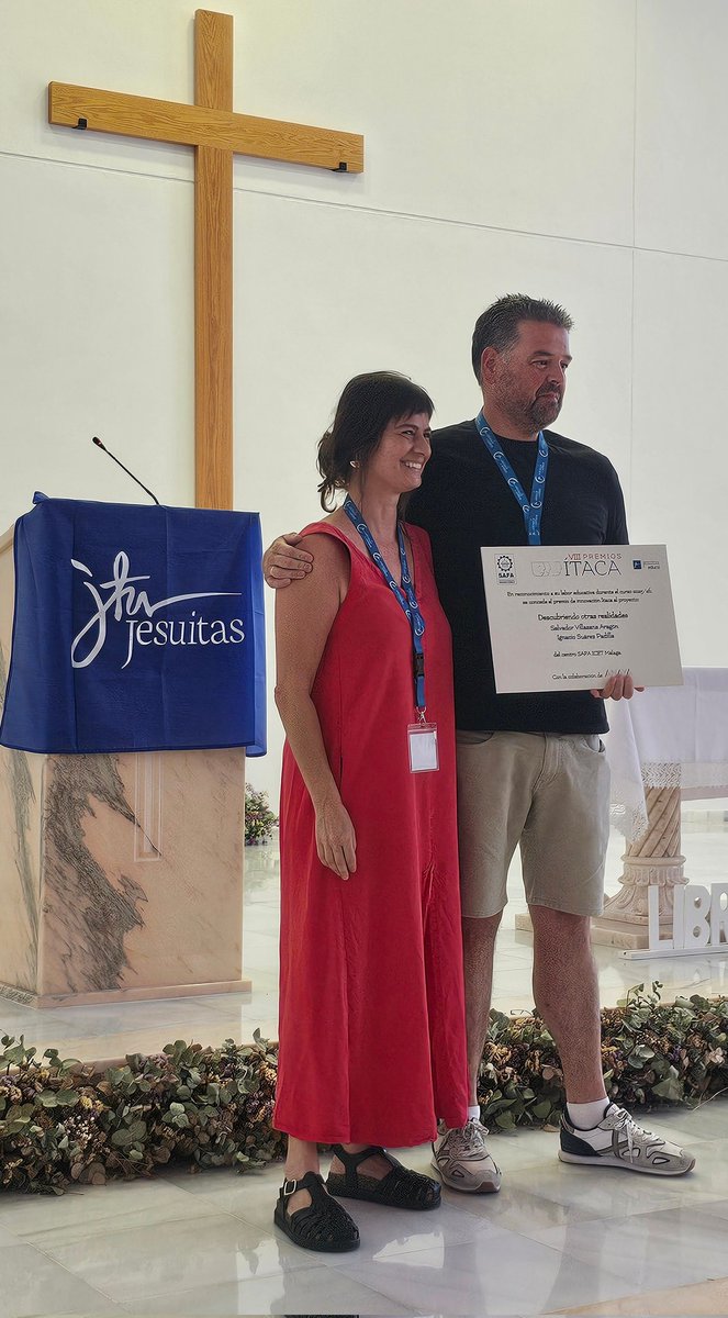SAFAICET's tweet photo. Hoy nuestro centro ha sido reconocido por la @fundacionsafa en los #PremiosÍtaca a la innovación educativa por el proyecto interdisciplinar "Descubriendo otras realidades" en las materias de Lengua, Religión y Plástica, en el que hemos estado hermanados con el colegio... https://t.co/ax6BgjvI4L