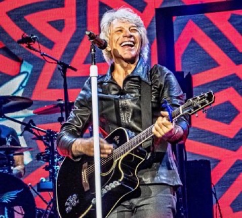 historyrock_'s tweet photo. Jon Bon Jovi yesterday on his comeback at Madison Square Garden https://t.co/h5KU85D71E